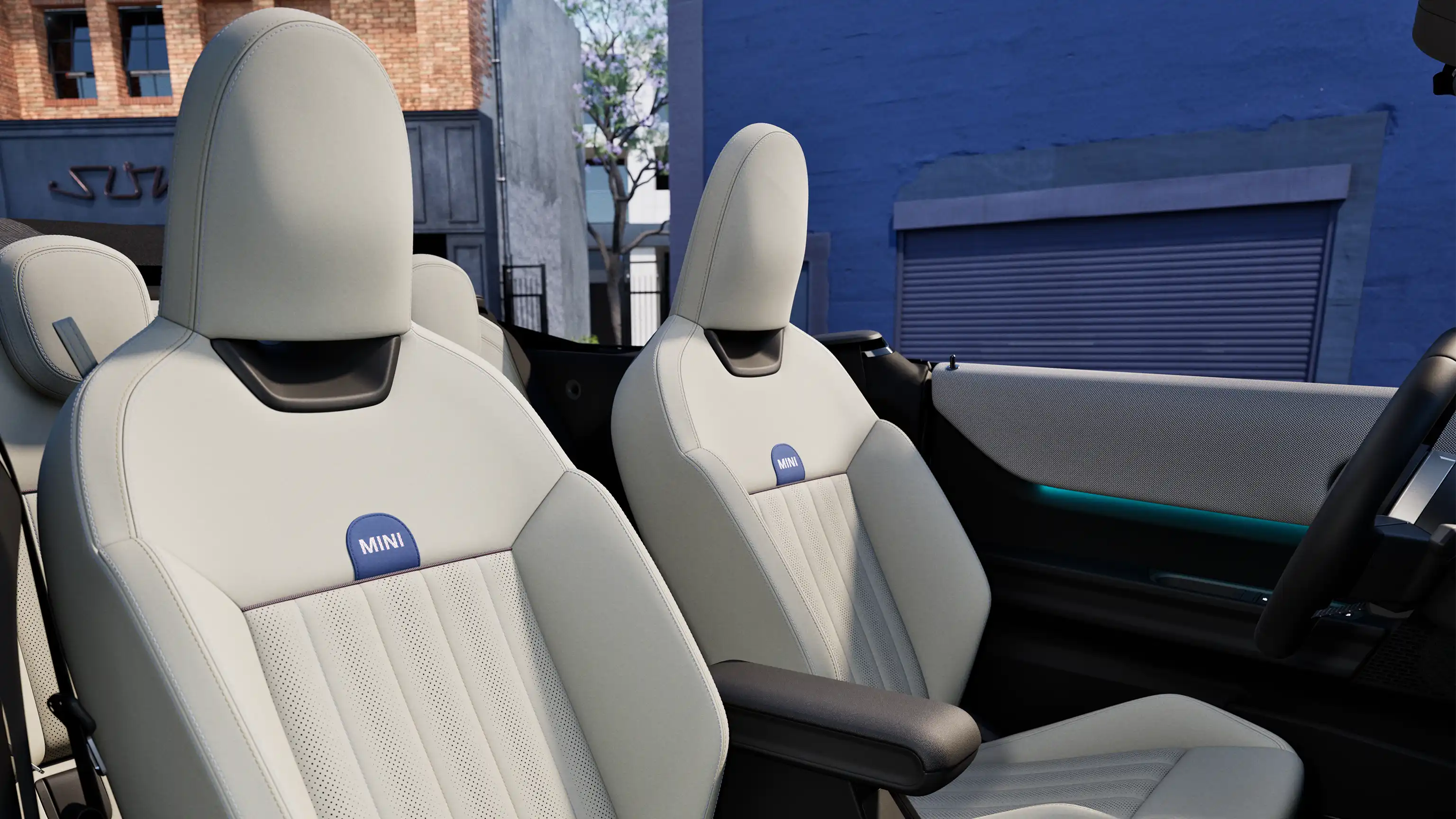 MINI Cooper Cabrio - интериор